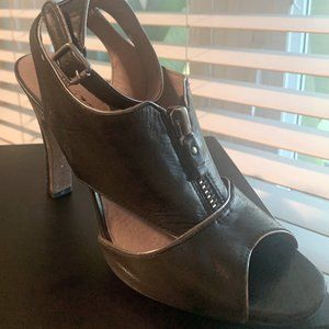 No 704b. Dark Grey Leather Pumps 4" Heel SZ 38.5